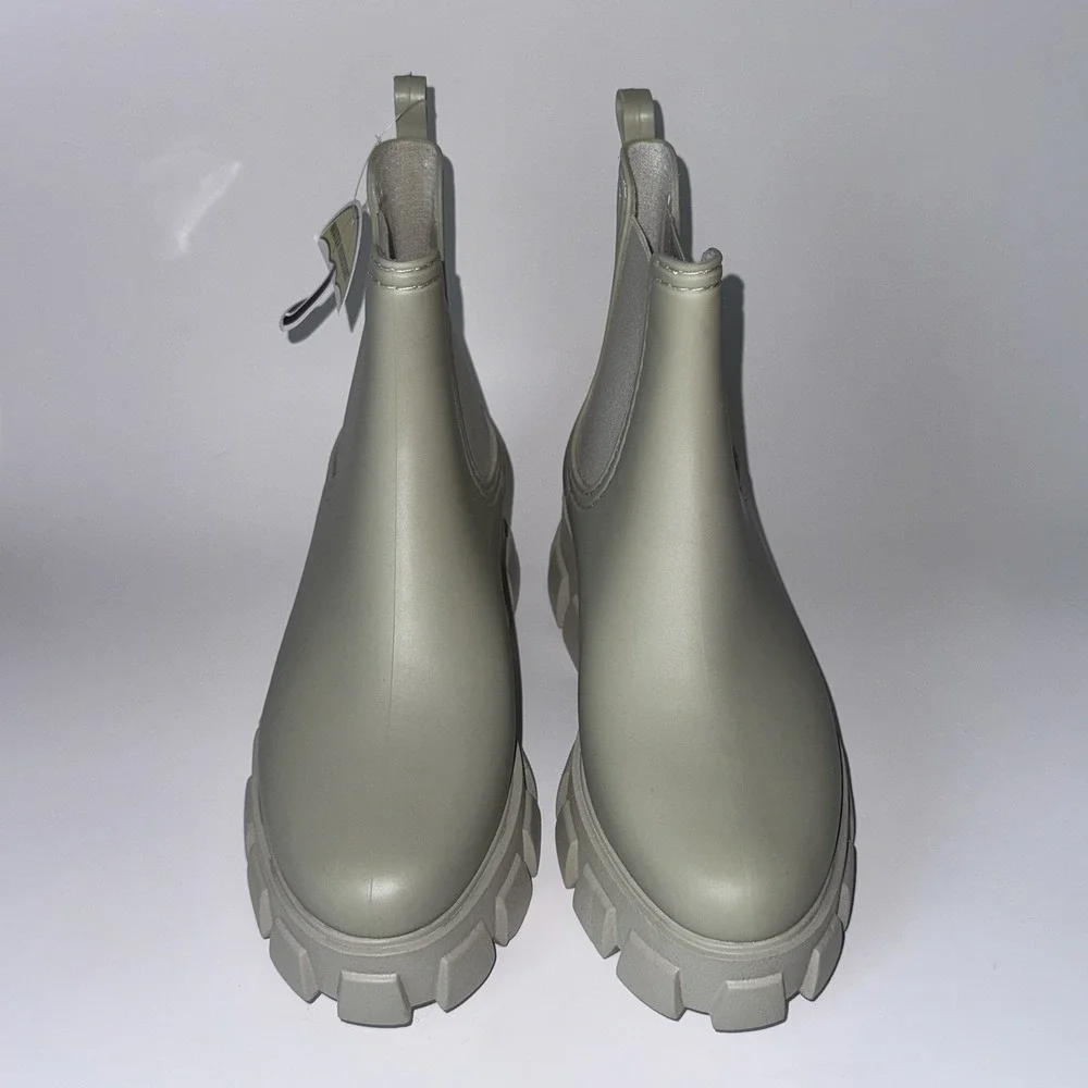 Jeffrey Campbell Chunky Lug Sole Rain Boots  Beige Women's Size 8
